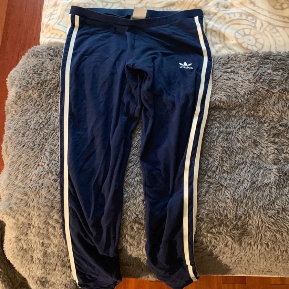 Adidas leggings